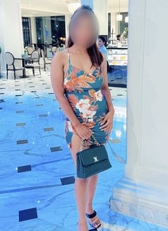Gaby Independent Meets Super Gfe - escort in Colombo Photo 27 of 28