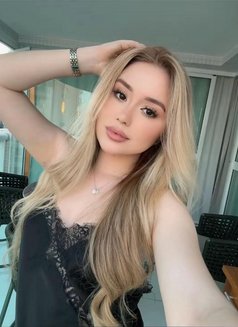 Gaby LAST DAY - escort in Singapore Photo 4 of 6