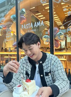 Gaga Top Bottom Both 🇹🇭 - Masajista in Al Sohar Photo 3 of 8