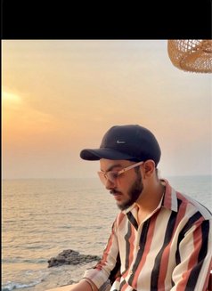Gagan Is Yours - Male escort in New Delhi Photo 2 of 5