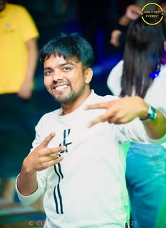 Gagan - Male escort in Dubai Photo 2 of 6