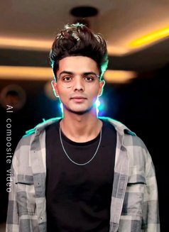 Gagan - Acompañantes masculino in Dubai Photo 7 of 9