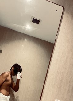 Gagana Ruzz - Male escort in Colombo Photo 3 of 6