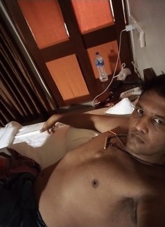 Gaiyya pussy licker - Male escort in Kandy Photo 3 of 3