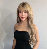 Gal - masseuse in Bangkok