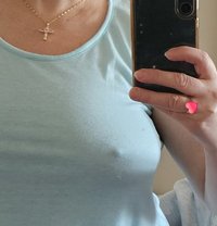 Galya - puta in Toronto