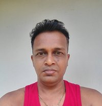 Milf Hunter - Male escort in Colombo