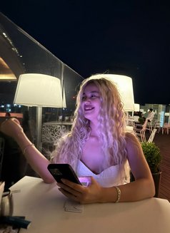 Gamze - escort in İstanbul Photo 4 of 5