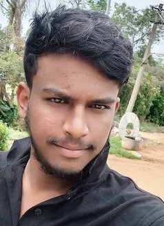 Ganga Male Escort - Acompañantes masculino in Bangalore Photo 1 of 2