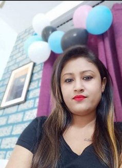 Gangtok Vip Escort Service - puta in Gangtok Photo 1 of 2
