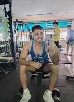 Ganjo - Male escort in Manila Photo 1 of 7