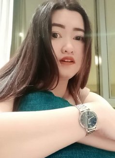 Garce - escort in Gurgaon Photo 3 of 8