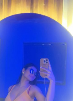 Garima Arora Independent Girl - puta in New Delhi Photo 4 of 6