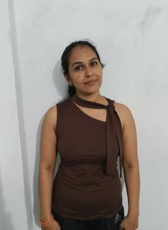 Garima Cash on Dilevery - puta in Kochi Photo 6 of 9