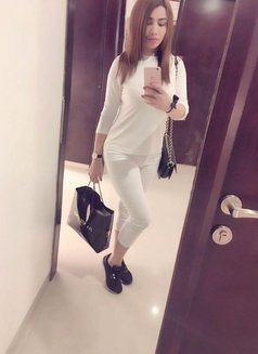 Garima Chopra - escort in Mumbai Photo 2 of 4