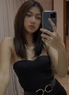Garima Gupta Pure Punjabi Girl from CHD - escort in New Delhi Photo 5 of 6