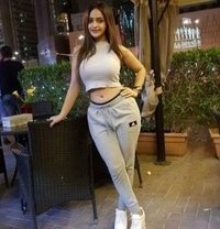 Garima Jha - Intérprete de adultos in Faridabad