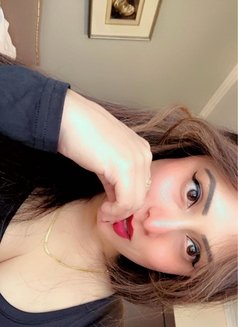 Garima Real Indian Sexy Teen In Town - puta in Al Manama Photo 3 of 5