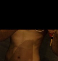 Half price OFF 🥵 - Acompañantes masculino in Dubai