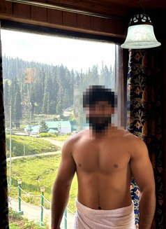 Garry - Male escort in Gurgaon Photo 3 of 4