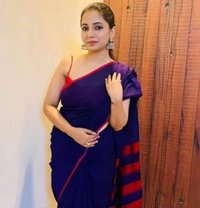 Garvita Sharma - puta in Pune