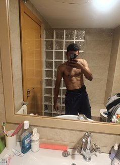 Gary - Male escort in Barcelona Photo 6 of 6