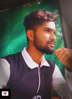 Gaurav - Male escort in Mumbai Photo 1 of 2