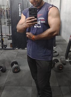 Gaurav - Acompañantes masculino in New Delhi Photo 3 of 3