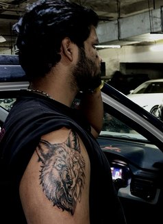 Alex the Gentleman - Acompañantes masculino in Ho Chi Minh City Photo 2 of 9