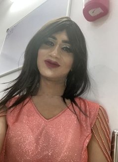 Gauri - Transsexual escort in Noida Photo 4 of 5