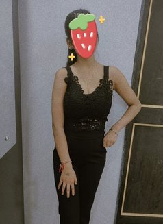 Gauri Fully Lustful & Genuine Escort Ser - puta in Pune Photo 1 of 2