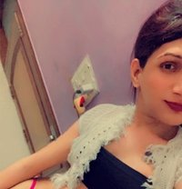 Gauri Pandey - Transsexual escort in Pune