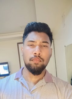 Gaurv6969 - masseur in New Delhi Photo 1 of 1