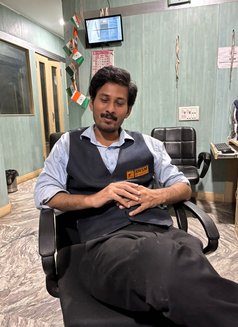 Gautam - Male escort in New Delhi Photo 4 of 7