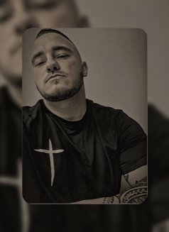 Gavin De Jager - Male escort in Johannesburg Photo 2 of 6