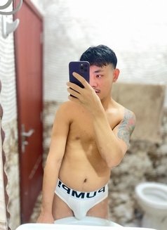 Gay Bottom Massage - Male escort in Muscat Photo 2 of 5