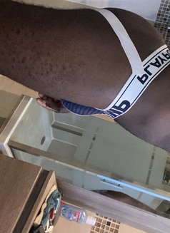 Gay Escort 237 - Male escort in Douala Photo 7 of 7