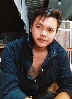 GAY MASSGE BALI - Male escort in Bali Photo 3 of 8