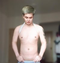 Gay Thailand - Transsexual escort in Muscat