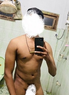 Gayan - Male escort in Colombo Photo 3 of 3