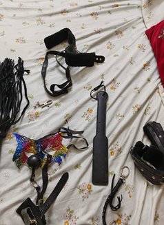 Gayathri Chowdary wet pussy girl - Transsexual escort in Hyderabad Photo 4 of 5