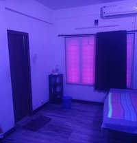 Gayathri - masseuse in Ernakulam
