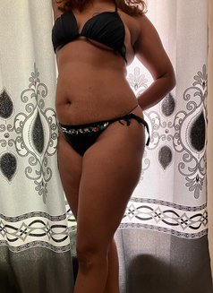 Gayathri Krishna - escort in Dubai Photo 1 of 5