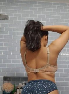 Gaytri - escort in Pune Photo 3 of 3