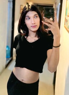 Gayu Shemale - Acompañantes transexual in Ahmedabad Photo 1 of 1
