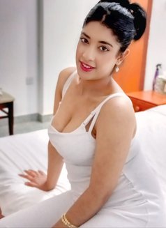 Gazalll - escort in Muscat Photo 5 of 7