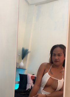 Gazini - Acompañantes transexual in Manila Photo 5 of 11