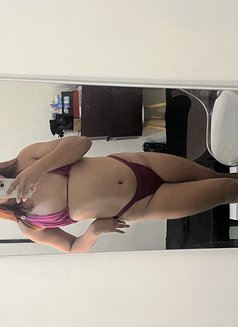 Gazini - Acompañantes transexual in Manila Photo 15 of 15