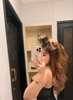 Gebby - escort in Bali Photo 4 of 7