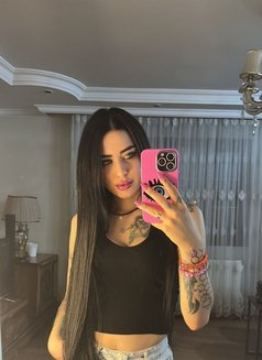 GECE Vip - escort in İzmir Photo 2 of 8